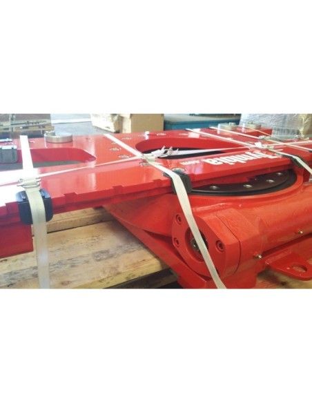 Mit an Bord: Wender, Klammern, ... - FEM2 360º Gabelstaplerwender