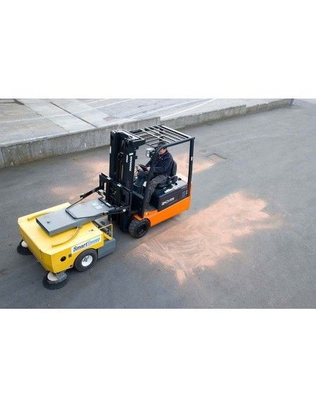 Spazzatrici e Spazzole--Spazzatrice per carrello elevatore