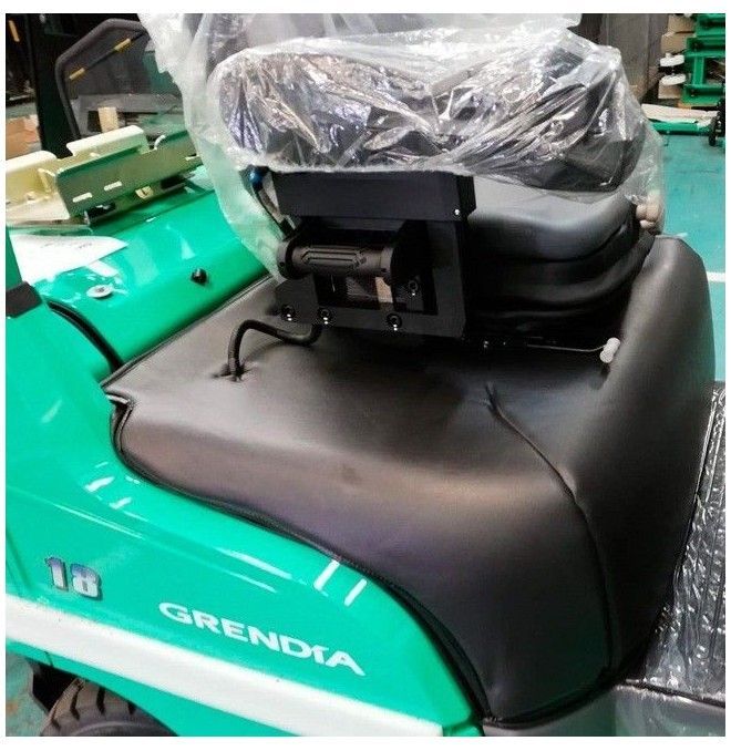 Accesorios de cabina--Cubierta bajo asiento para carretilla elevadora Mitsubishi y Caterpillar
