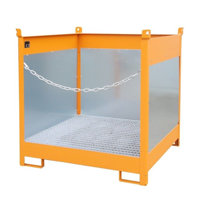 --Palet de tambours empilés, peints, jaune orangé