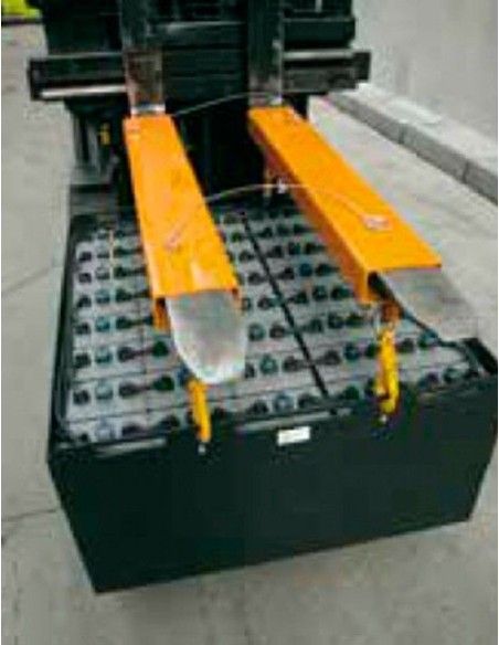 Grues et Crochets Pour Camions--Gancho sur les fourches pour manipuler les piles