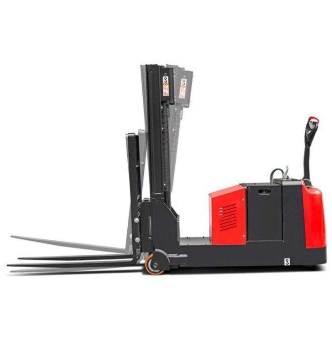 Impilatore a Contrappeso--Impilatore controbilanciato 1800kg a 4000mm