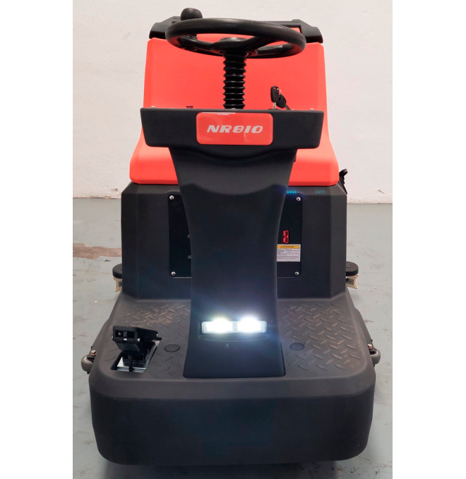 Scrubber Machines--Scrubber dryer Industrial with Driver Up 810mm Diam. Brush