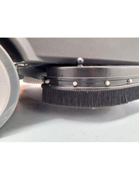 Fregadoras Industriales--Fregadora Industrial con Conductor Subido 810mm Diam. Cepillo