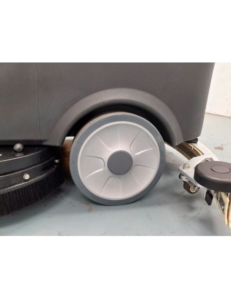 Scrugger--Scrubber Industriale con Driver Up 810mm Diam. Spazzola