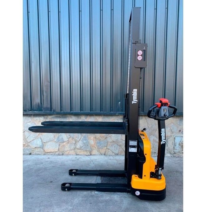 Electric Stackers--Electric stacker 1200kg to 2900mm with 1350mm long forks