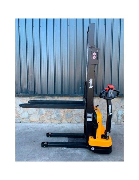 Electric Stackers--Electric stacker 1200kg to 2900mm with 1350mm long forks