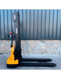 Gerbeurs Électriques--Gerbeur électrique 1200 kg à 2900mm avec fourches de 1350mm