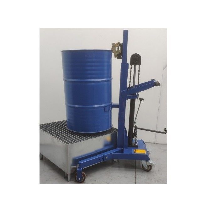Manual and electric carts--Cart carriers