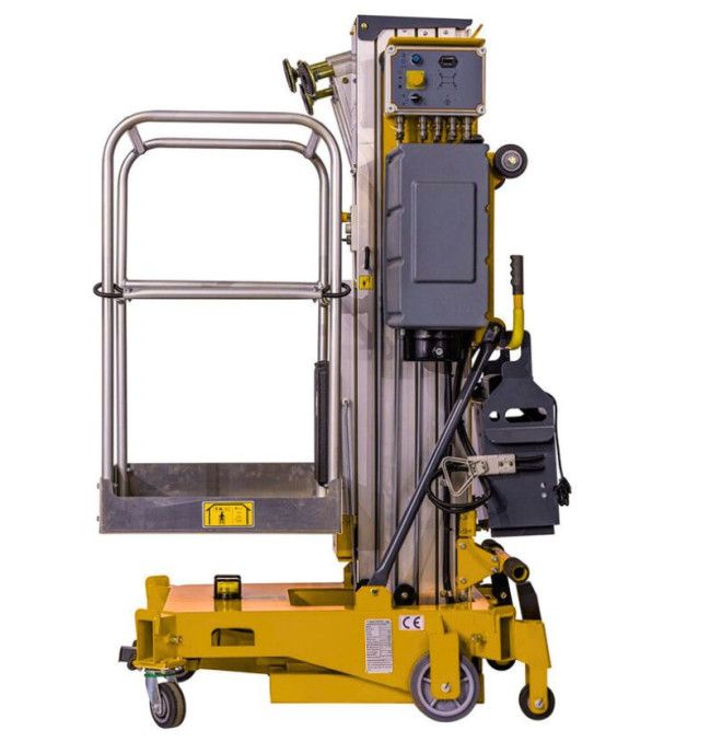 Plataformas unipersonales--Plataforma Elevadora mástil vertical 12m-120kg (batería)