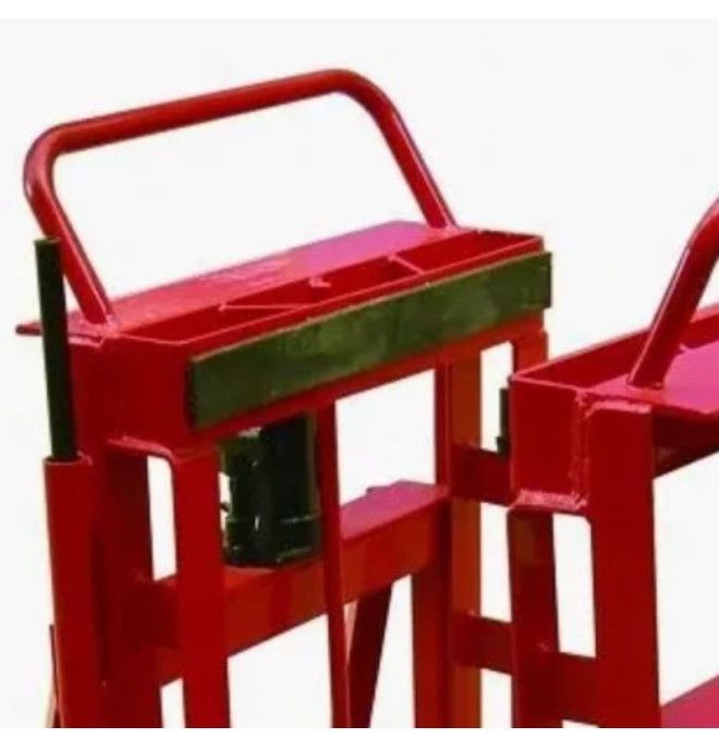 Reboques e Tanques--Carro elevador armários 4500 kg