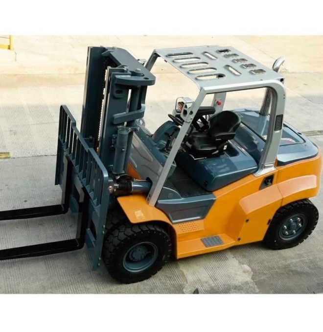 Carrelli Elevatori--Carrello elevatore Serie Gas 5000 a 7000Kg.G3