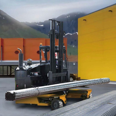 Forklift Trucks--Multi-directional diesel 4tn side load truck - Kubota engine 2