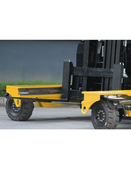 Forklift Trucks--5tn multi-directional diesel side-loading forklift - Kubota engine