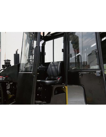 Forklift Trucks--5tn multi-directional diesel side-loading forklift - Kubota engine