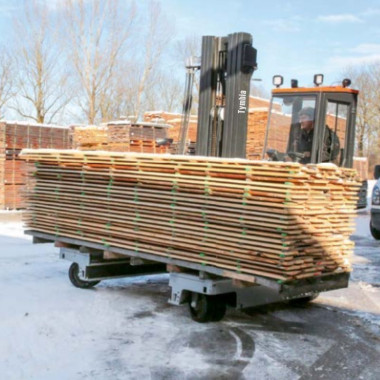 Forklift Trucks--5tn multi-directional diesel side-loading forklift - Kubota engine 2