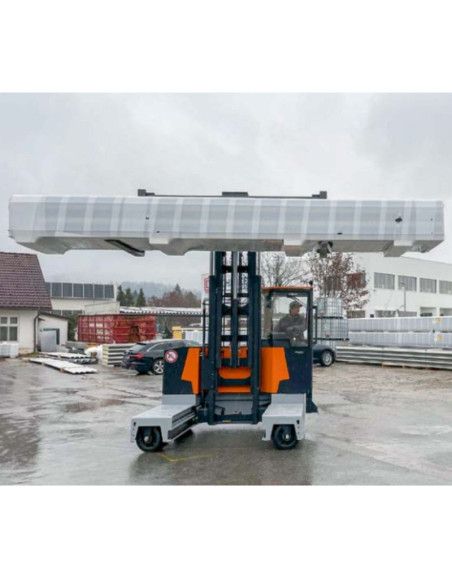 Forklift Trucks--5tn multi-directional diesel side-loading forklift - Kubota engine