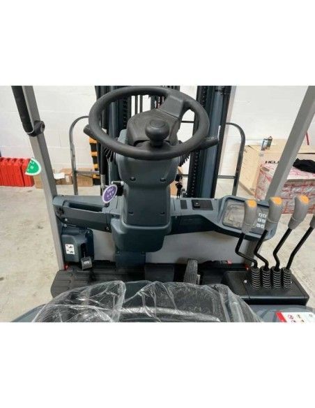 Carretilla Litio 3 ruedas 1800kg mástil triplex 4800mm