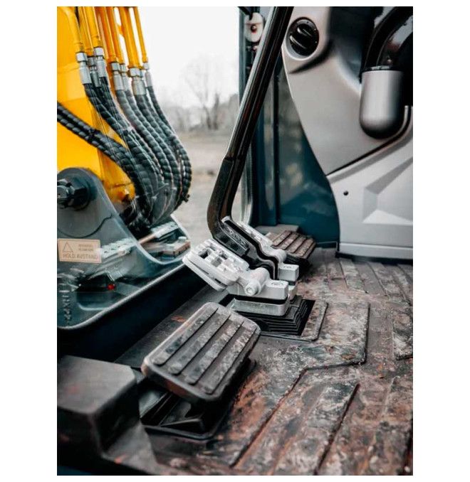 Miniexcavadoras-TYMBIA-Miniexcavator 3500kg Kubota diesel TY35