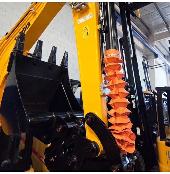 Miniexcavadores-Timbia-Miniexcavor 2500kg Yanmar Diesel TY25