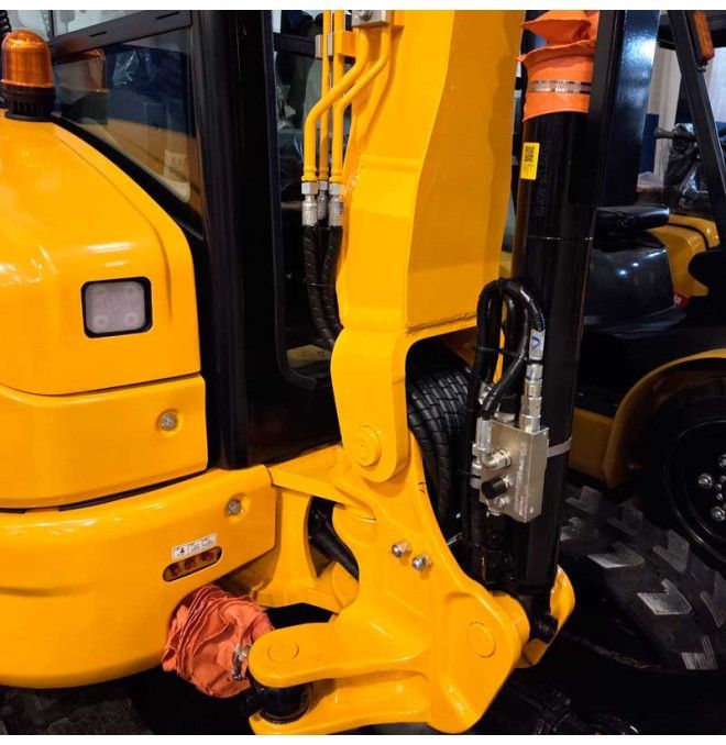 Miniexcavadores-tymbia-miniexcavore 2500 kg yanmar diesel ty25