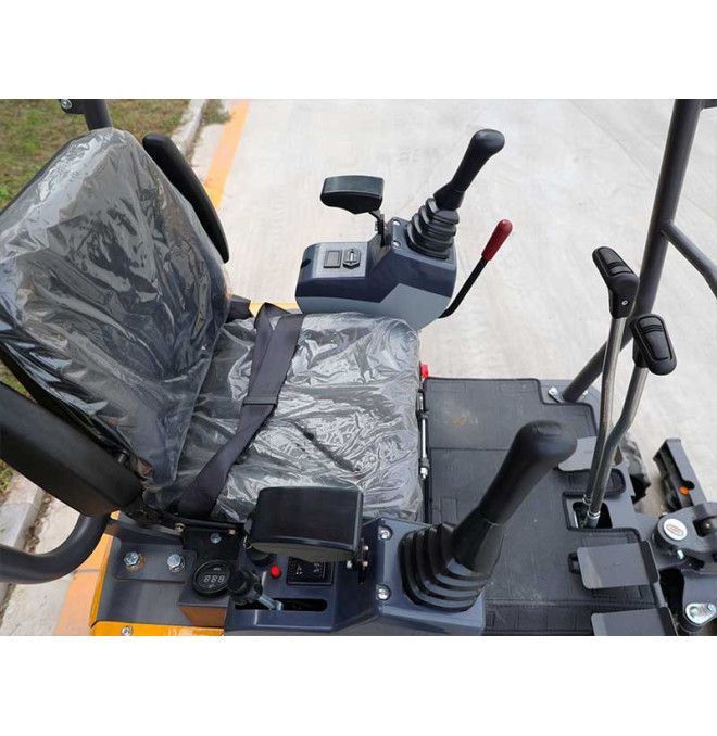 MiniExcavadores-Tymbia-MiniExcavore 1500kg Kubota D722 Diesel Ty15
