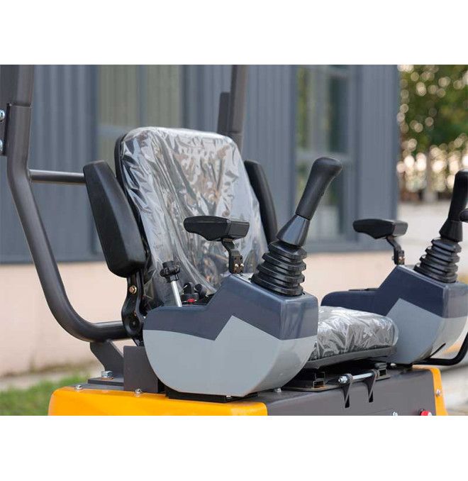 Miniexcavadoras-TYMBIA-MiniExcavadora 1500kg Kubota D722 Diesel TY15