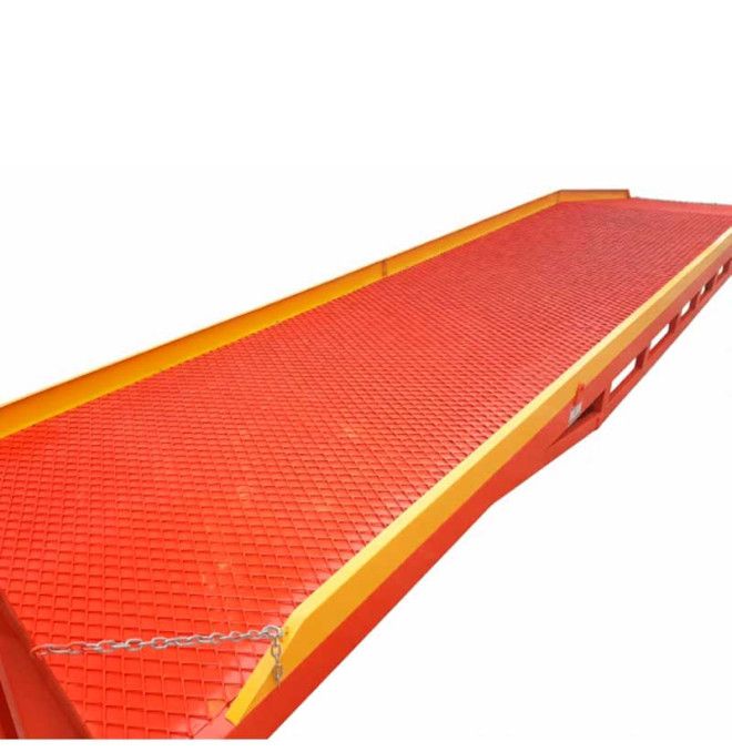 Rampes de Chargement-Rampe de chargement Manuel mobile 8000kg et longueur 11300mm