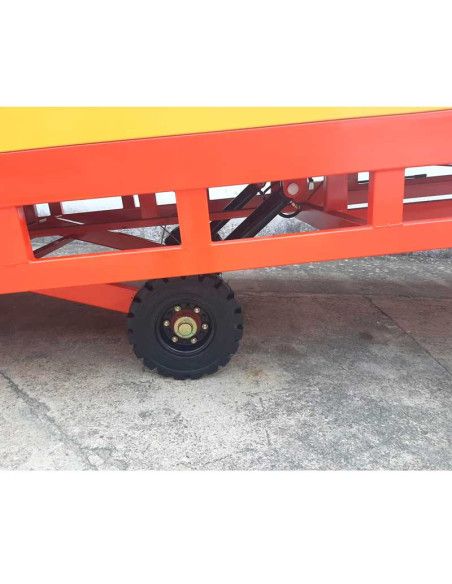 Loading Ramps-Loading ramp Mobile Manual 8000kg and Length 11300mm
