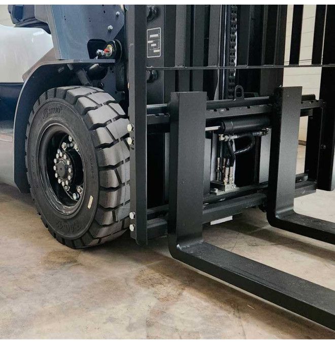 Carrello elevatore Litio 3500 kg, albero triplex 4500mm - batteria al litio 80V / 280AH