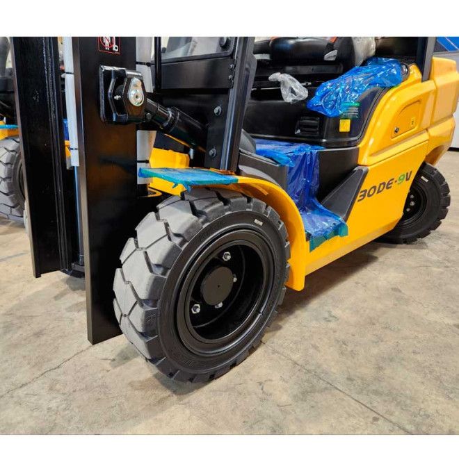 Empilhadeira - 30DE-9V 3000 KG Hyundai Empilhadeira Empilhadeira - Triplex 4700mm