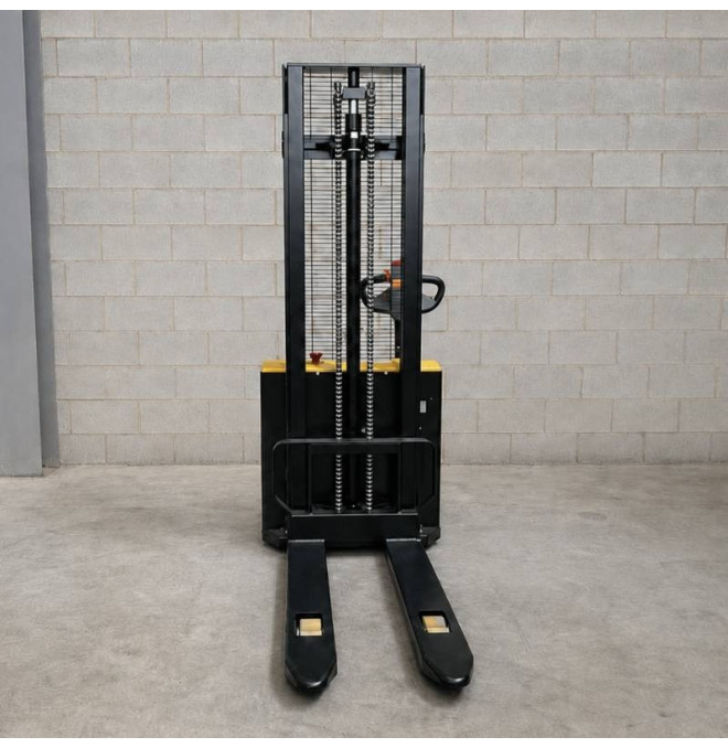 Electric stacker 1200kg at 3000mm - 24V / 100Ah