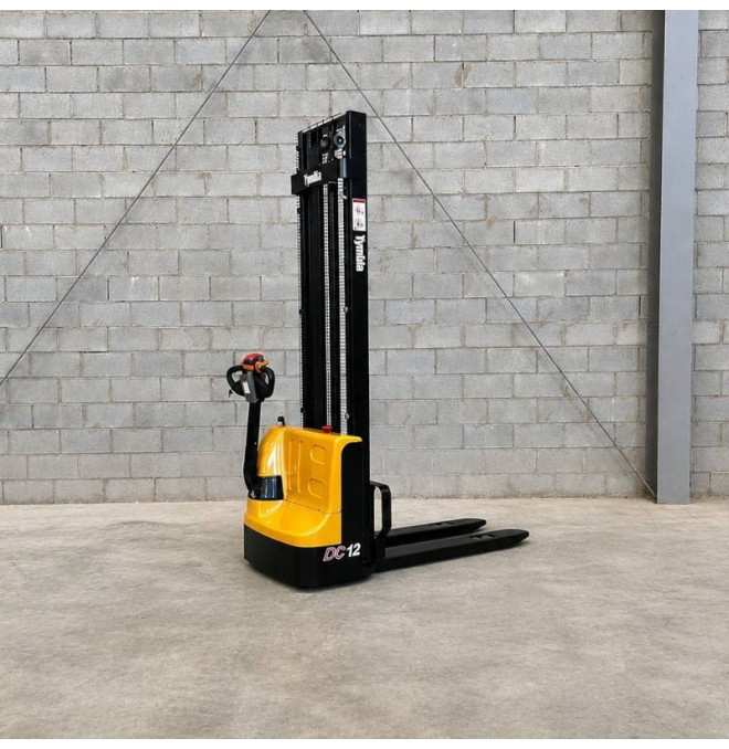 Electric stacker 1200kg at 4000mm - 24V / 100Ah