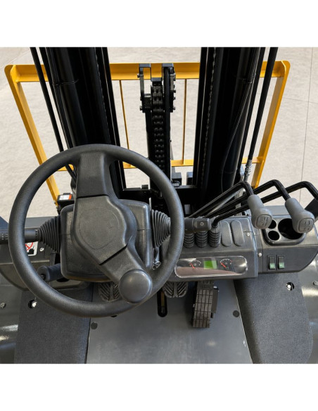 Gabelstapler Diesel 3500kg - Triplex 4500mm Mast - Euro5