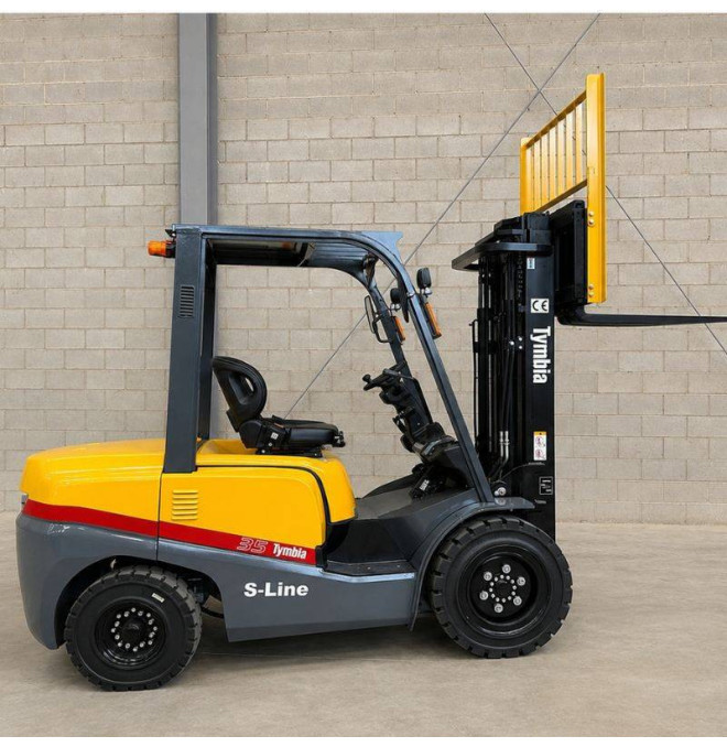 Gabelstapler Diesel 3500kg - Triplex 4500mm Mast - Euro5