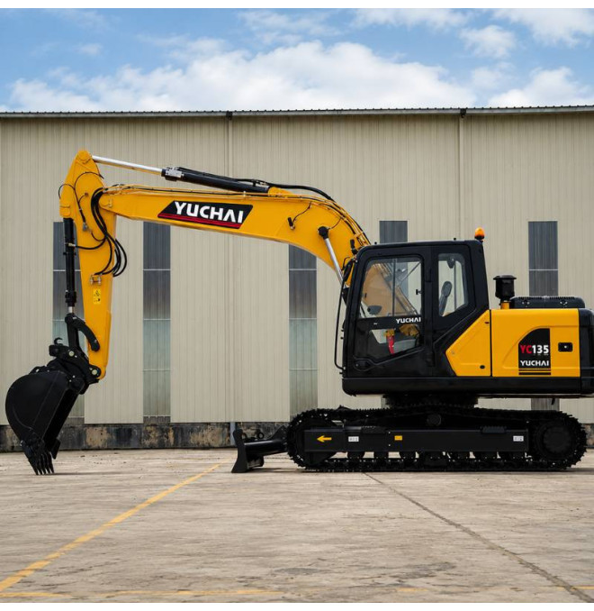 MiniExcavator Yuchai YC135 - 14740KG