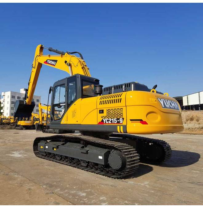 MiniExcavatore Yuchai YC210 - 22000KG