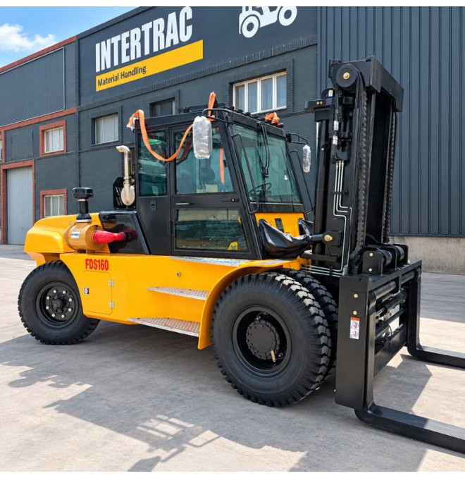 Forklift Diesel 16000kg - Mast up to 7000mm