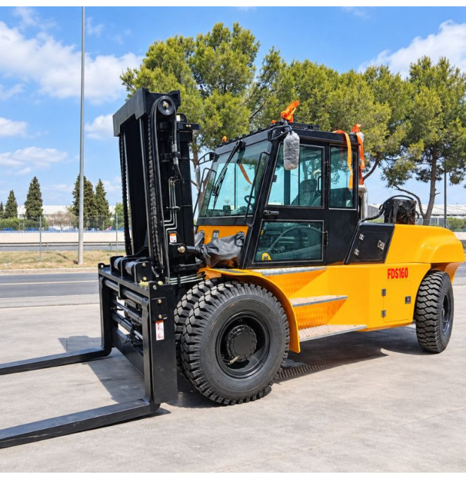 Forklift Diesel 16000kg - Mast up to 7000mm