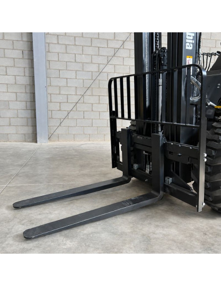 Geländestapler 3500kg 4x4 TYMBIA