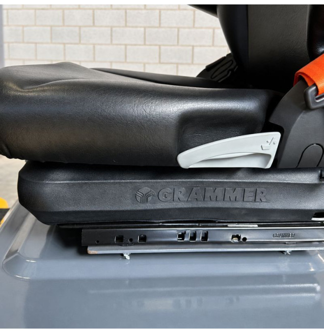 Geländestapler 3500kg 4x4 TYMBIA