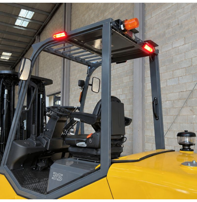 Geländestapler 3500kg 4x4 TYMBIA