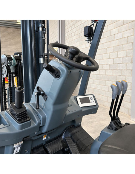Carrello elevatore Lithium 2500kg, albero triplex a 4800mm - Badi ...