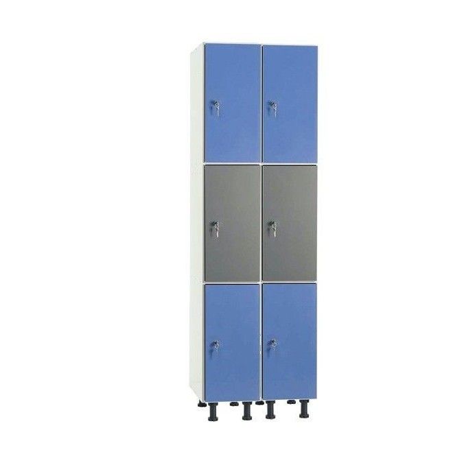 Casiers En Mélamine--Casier en mélamine avec porte phénolique 3 portes