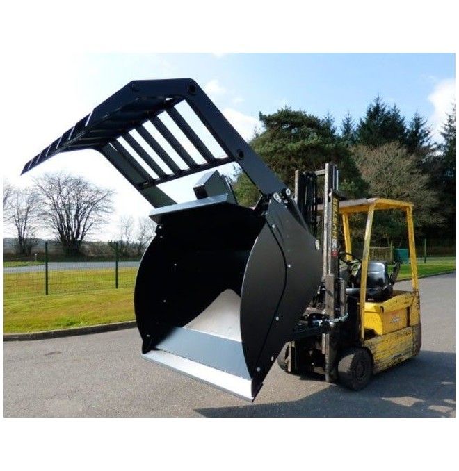 Cucharones--Cazo con Grapa sobre Horquilla