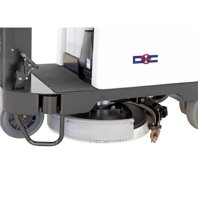 Scrubber Machines--Scrubber dryer with driver