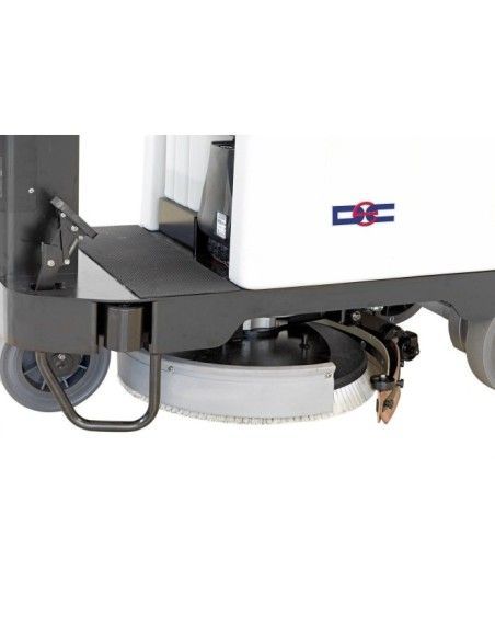 Scrubber Machines--Scrubber dryer with driver