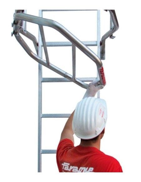 Escaleras--Escalera Vertical con Jaula y Descansillo