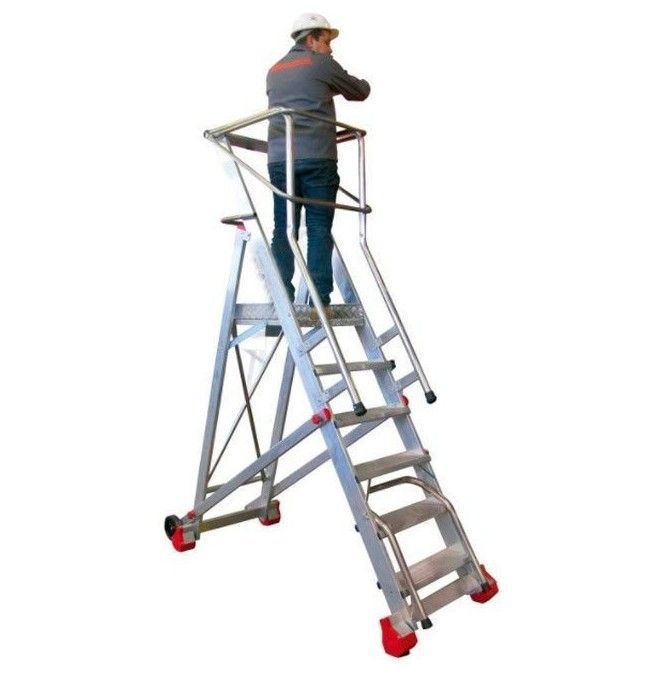 Treppe-Leiter Robust mit Plattform, Rädern und Schritten