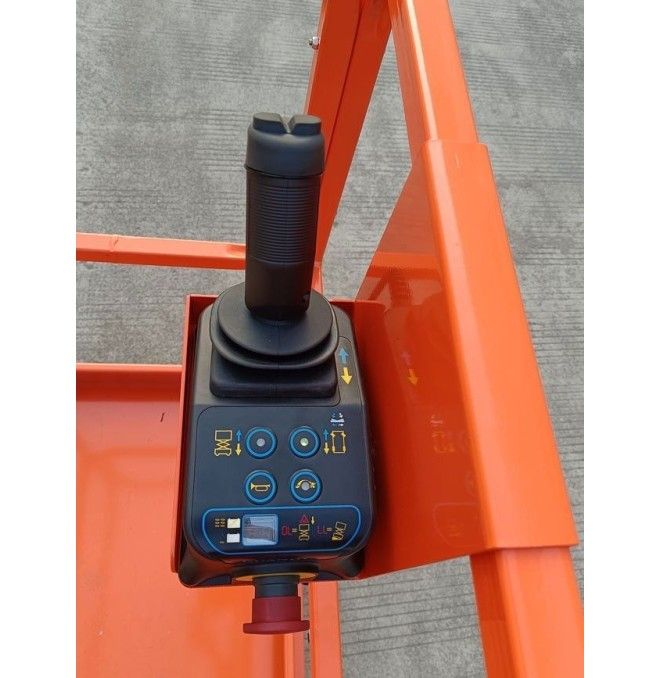 Scissors platforms - Electric lifting platform 5.9M-300KG (control control from above)